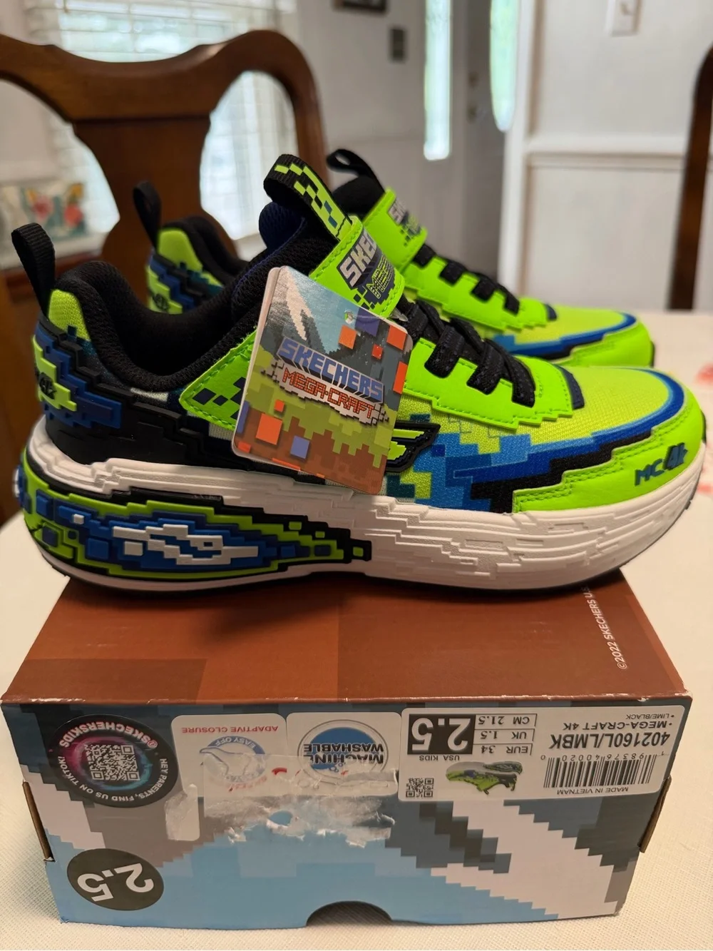 Skechers laces light